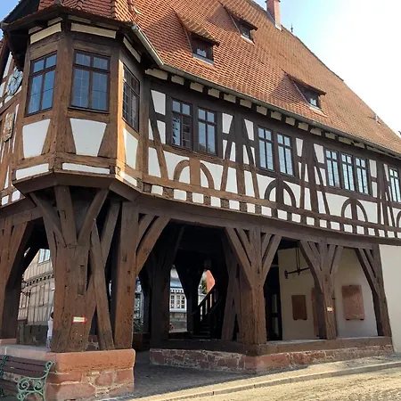 公寓 Am Historischen Rathaus 米歇尔施塔特