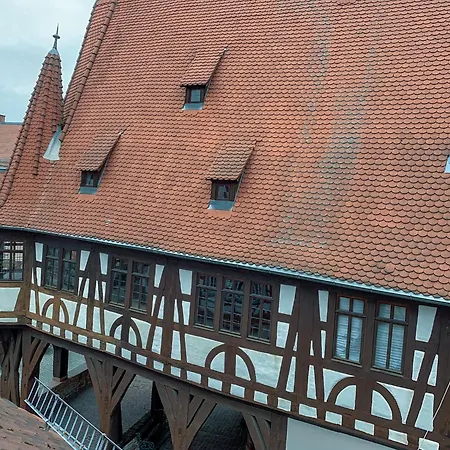 公寓 Am Historischen Rathaus 米歇尔施塔特